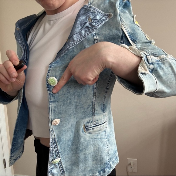 Elisa Cavaletti Patchwork Jean Jacket w/ Detail Stitching & Stone Wash Design - Picture 12 of 15
